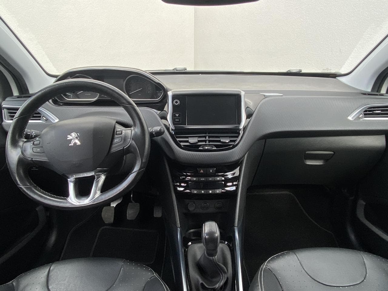 2013 Peugeot 2008 - 13