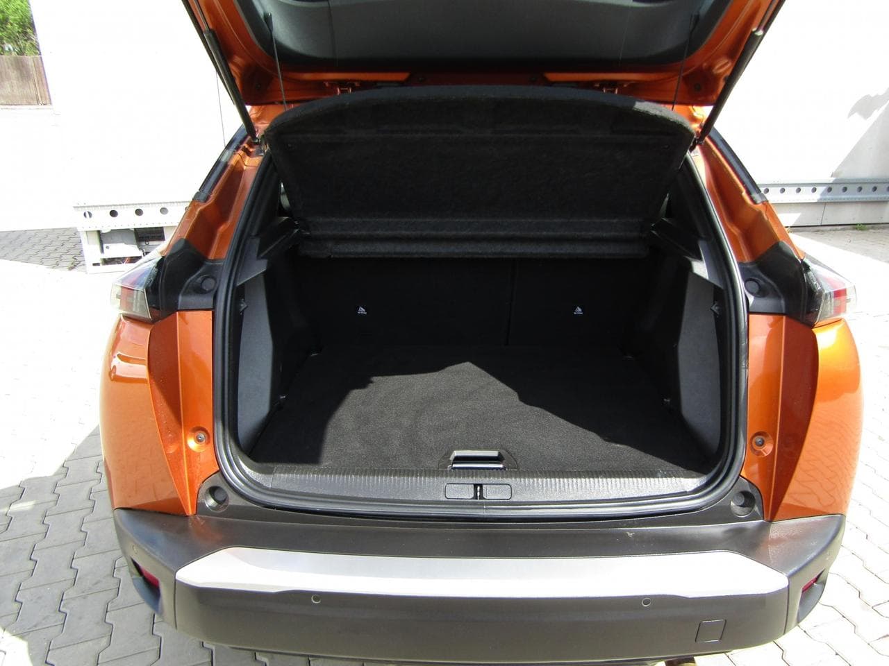2021 Peugeot 2008 - 11