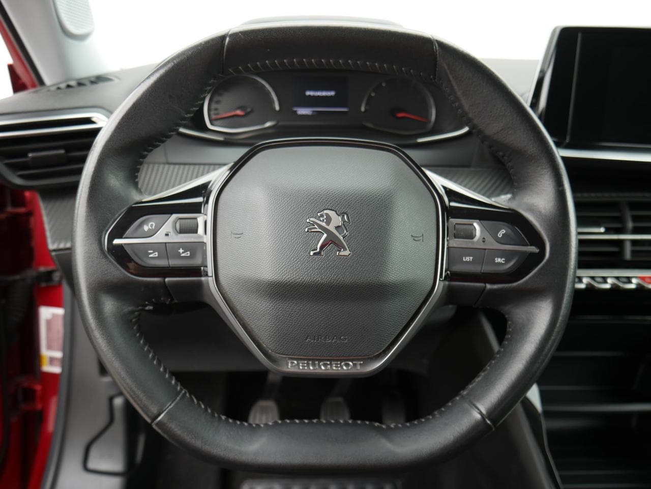2021 Peugeot 2008 - 13