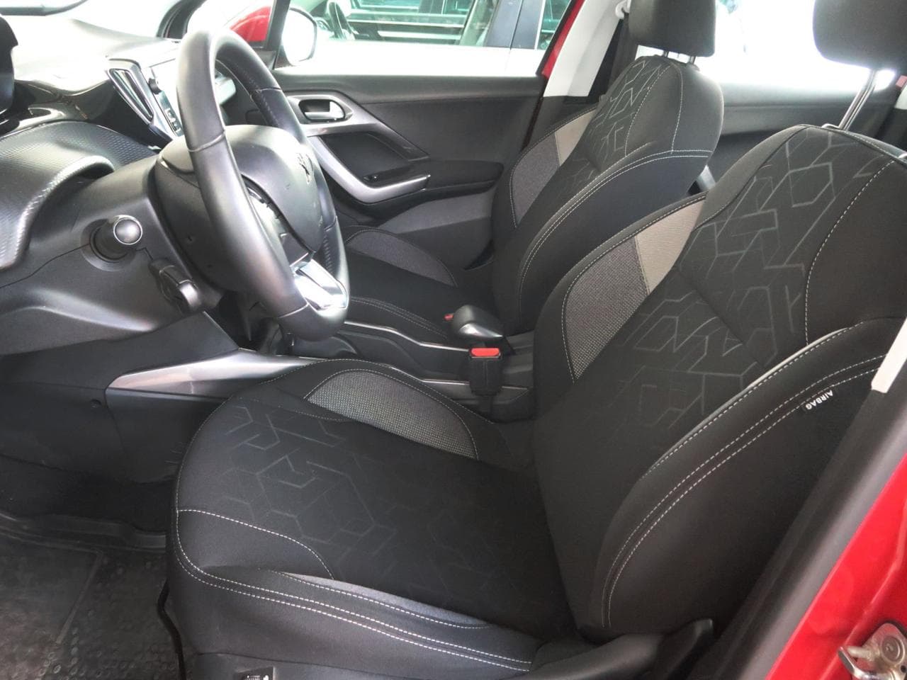 2018 Peugeot 2008 - 16