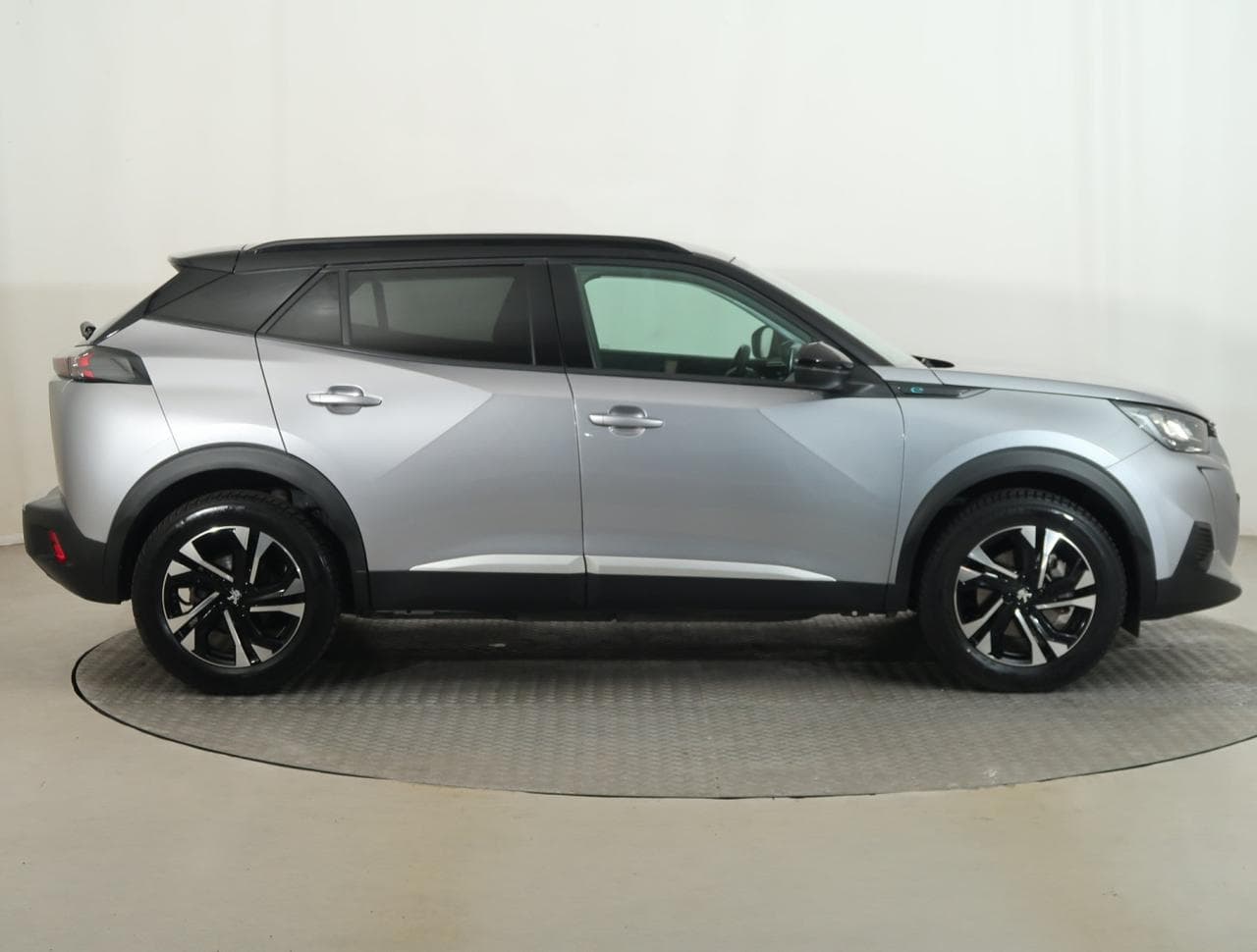 2022 Peugeot 2008 - 8