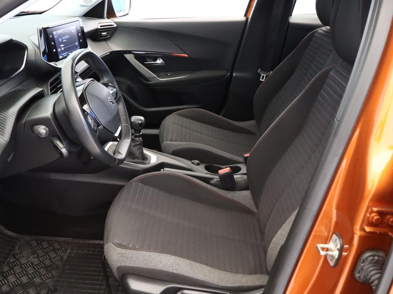 2021 Peugeot 2008 - 14