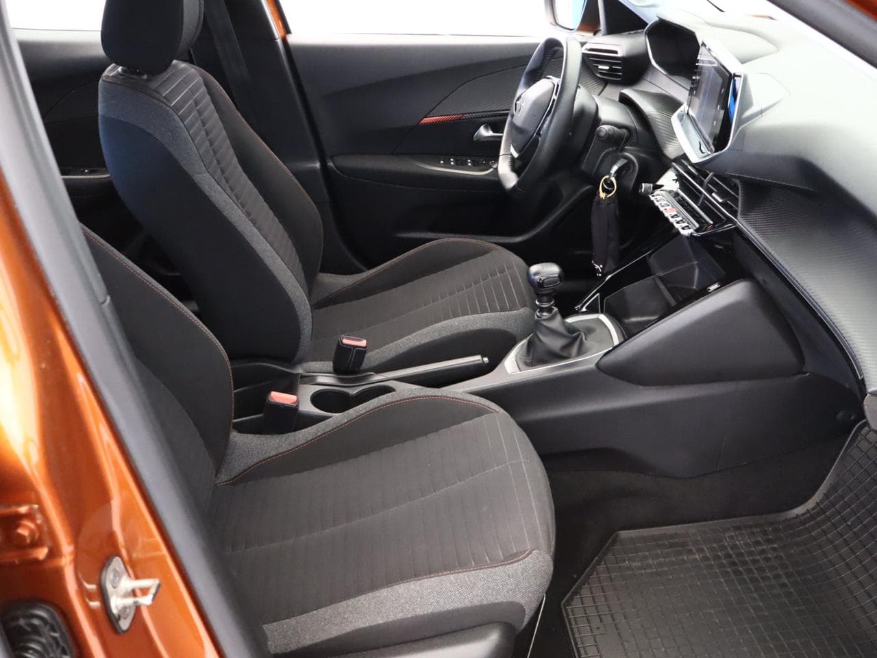 2021 Peugeot 2008 - 10