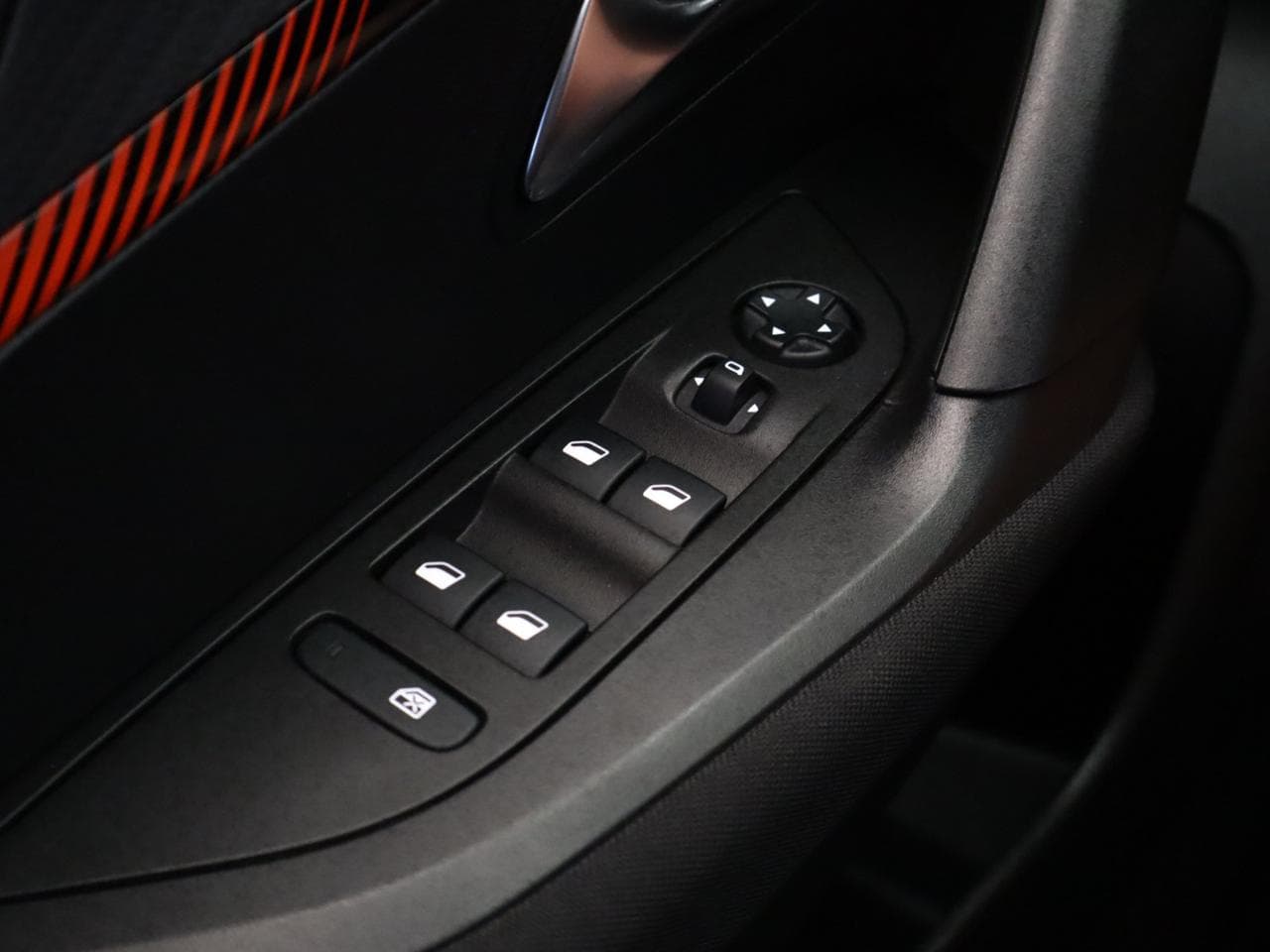2021 Peugeot 2008 - 20