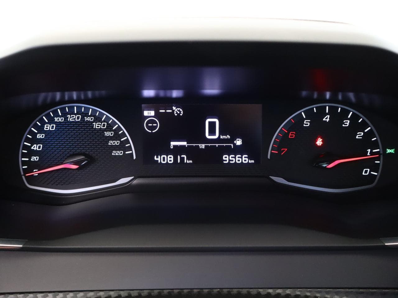 2021 Peugeot 2008 - 15