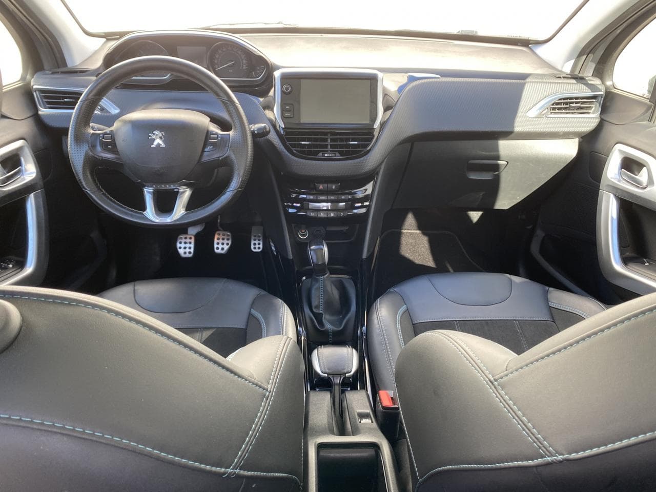 2017 Peugeot 2008 - 8