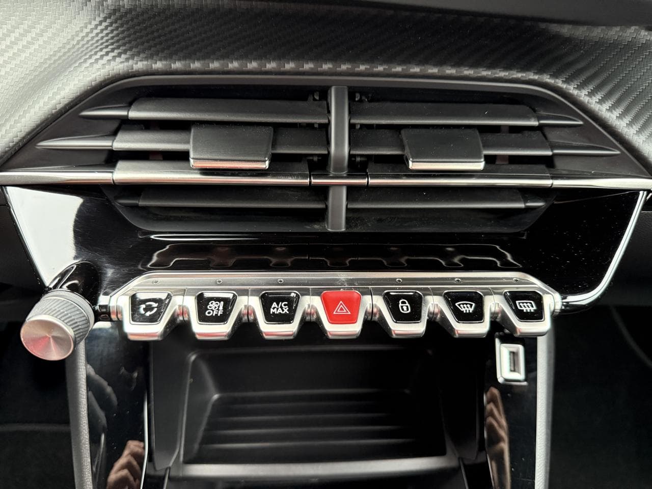 2023 Peugeot 2008 - 19