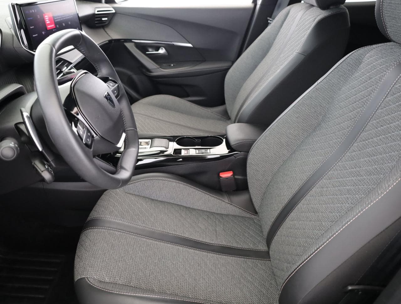 2024 Peugeot 2008 - 13