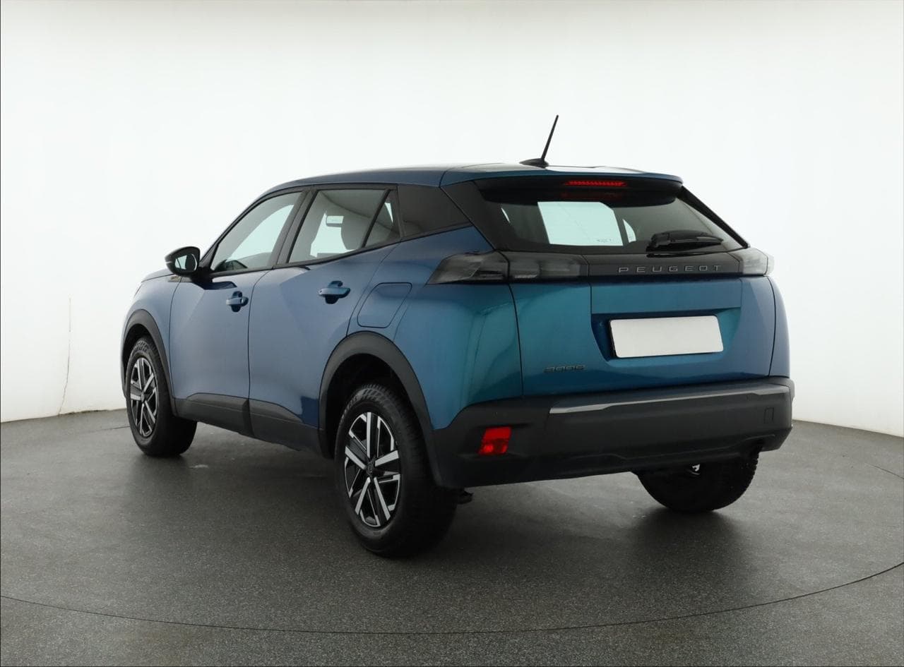 2025 Peugeot 2008 - 13