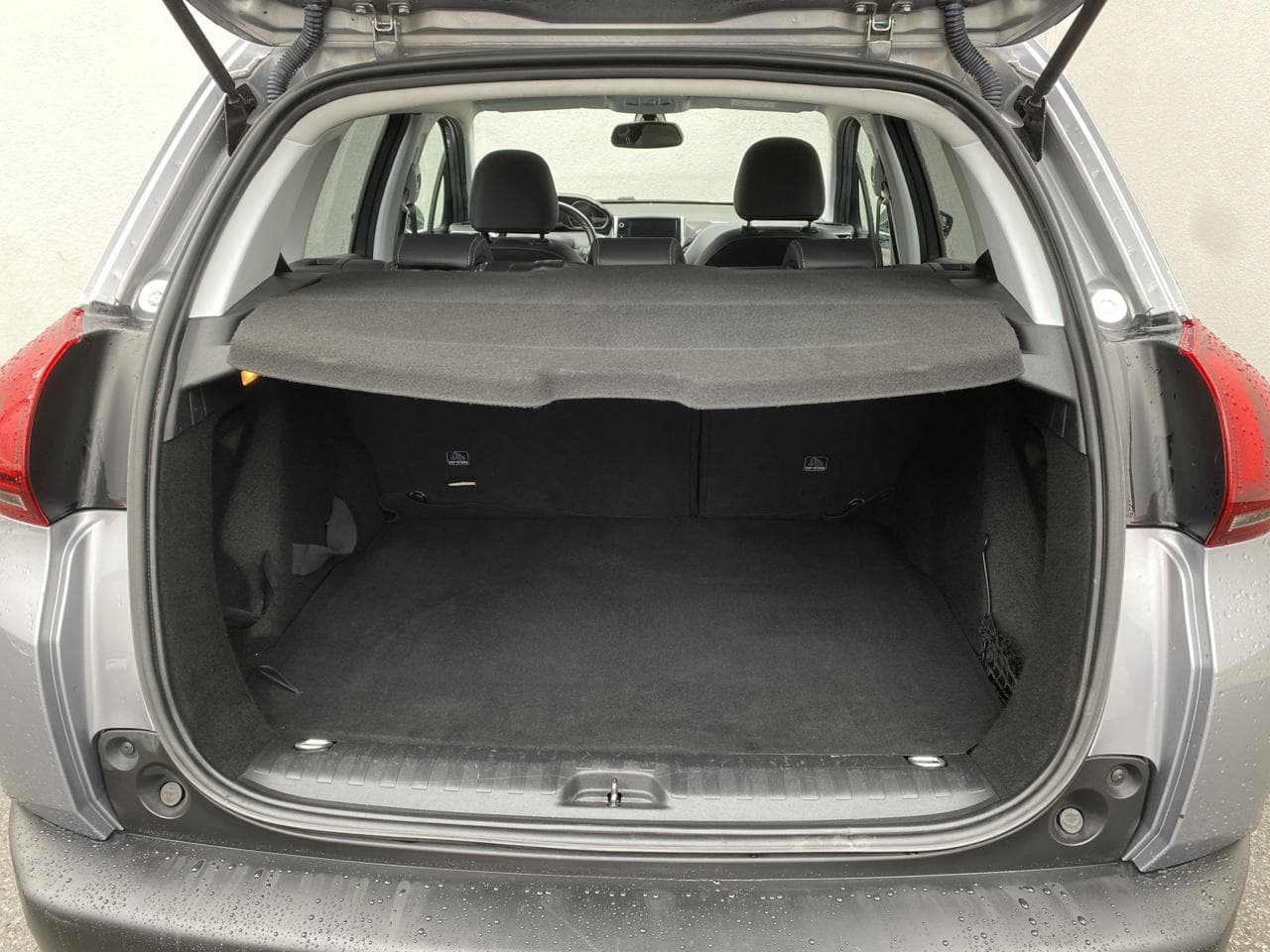 2019 Peugeot 2008 - 12