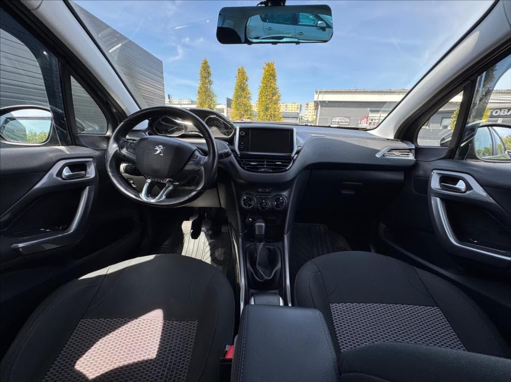 2018 Peugeot 2008 - 14