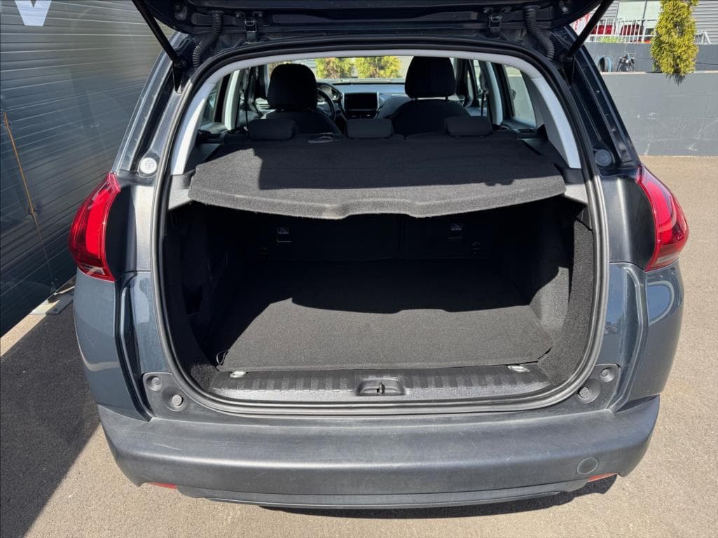 2018 Peugeot 2008 - 11