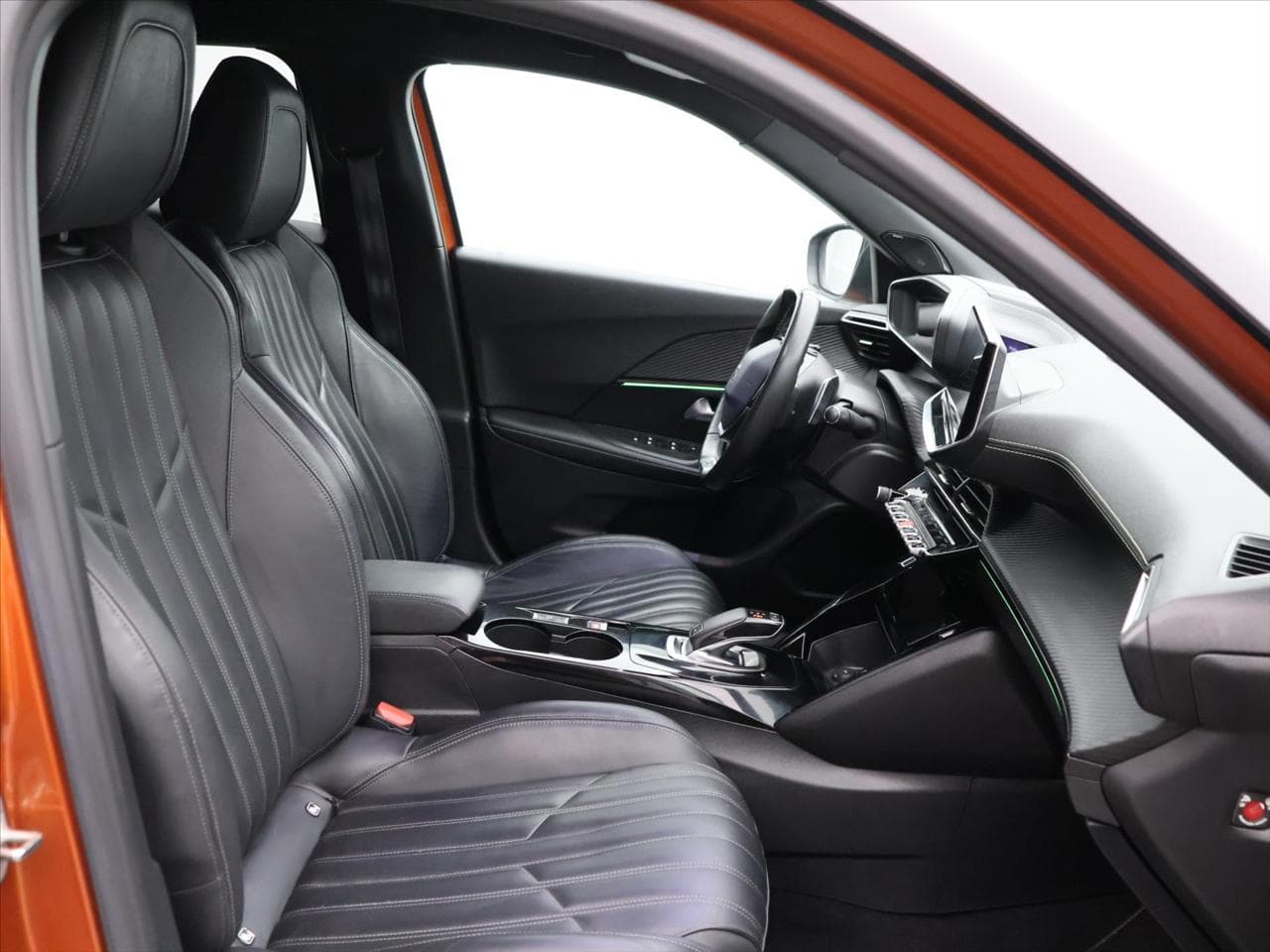2020 Peugeot 2008 - 4
