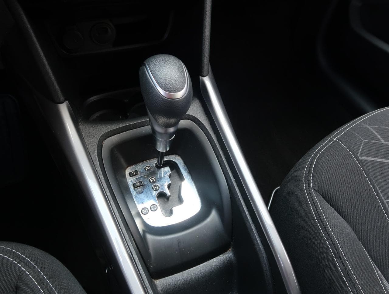 2019 Peugeot 2008 - 18