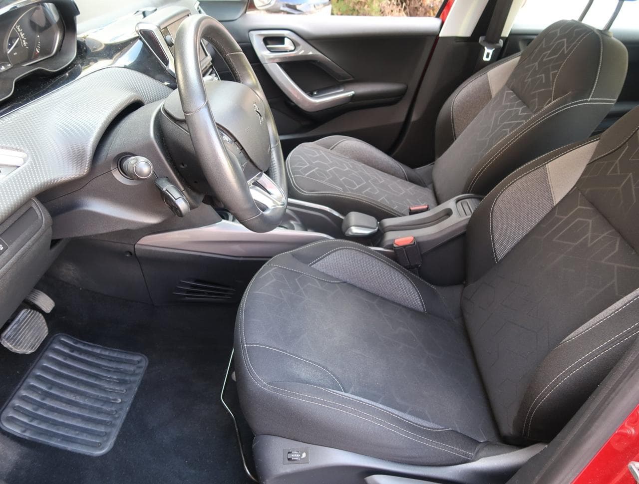 2019 Peugeot 2008 - 16