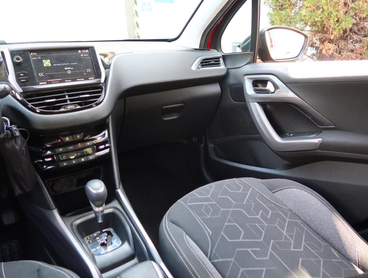 2019 Peugeot 2008 - 11