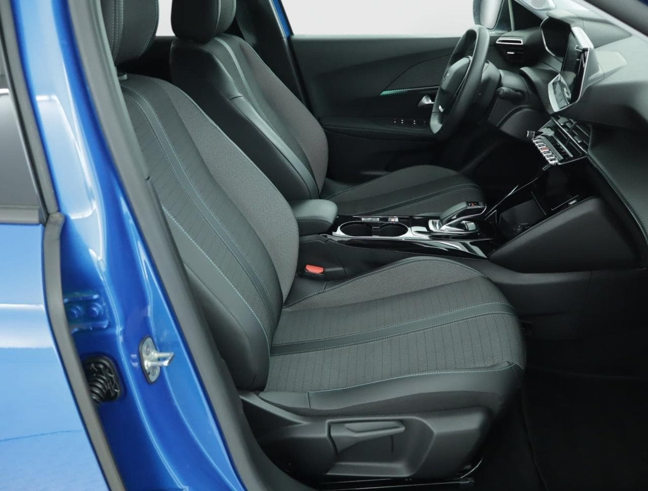 2021 Peugeot 2008 - 19