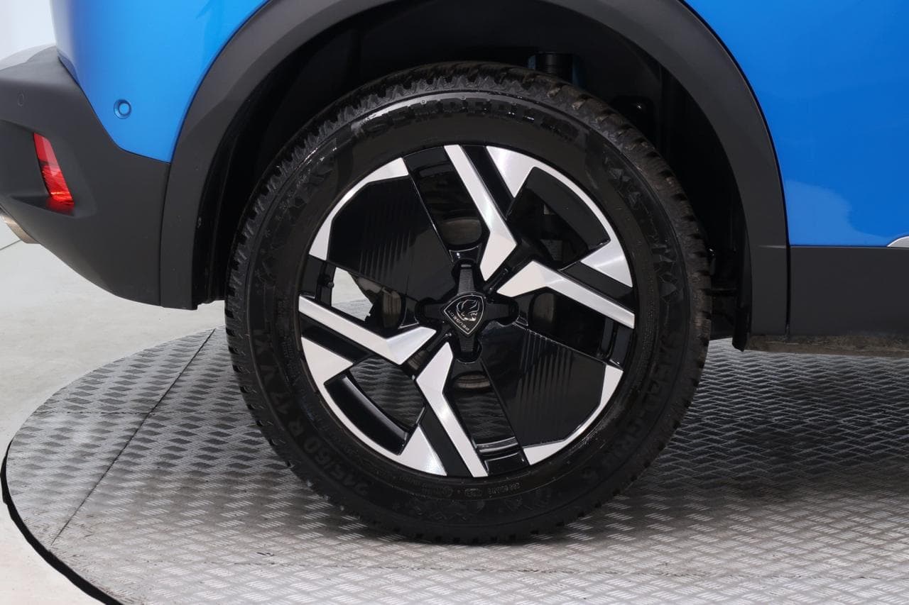 2025 Peugeot 2008 - 36