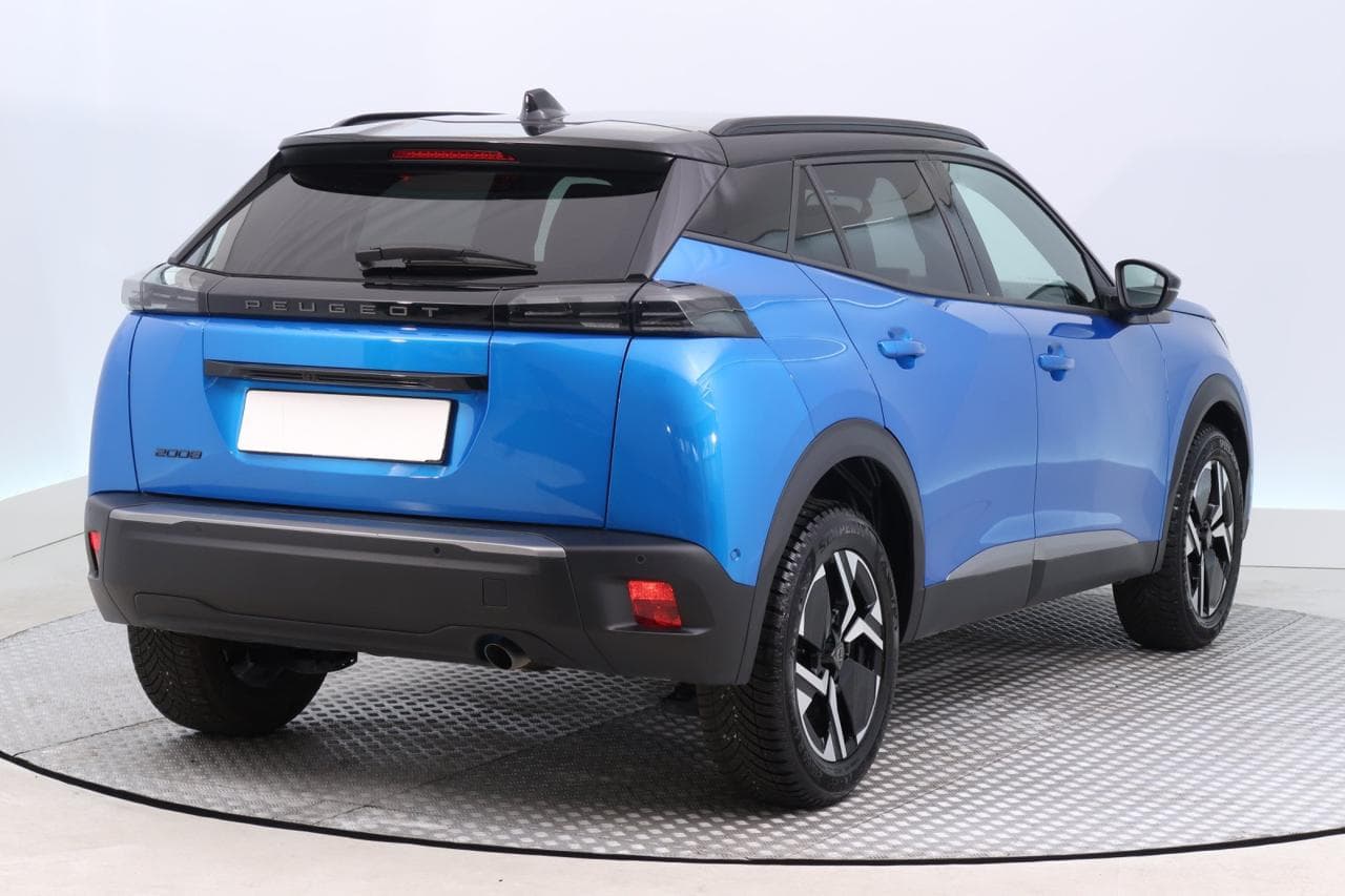 2025 Peugeot 2008 - 11