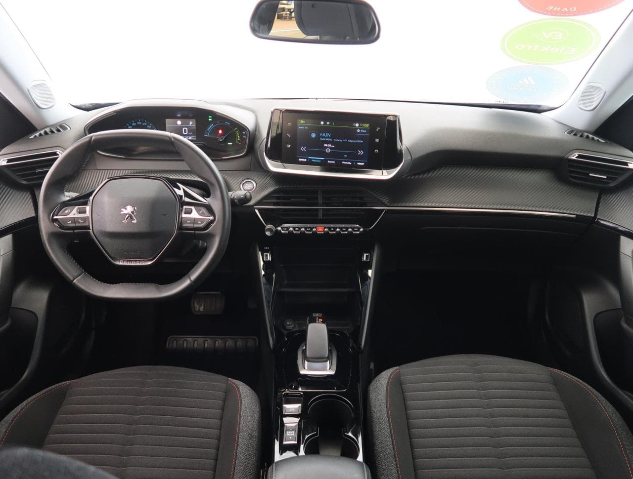 2022 Peugeot 2008 - 10