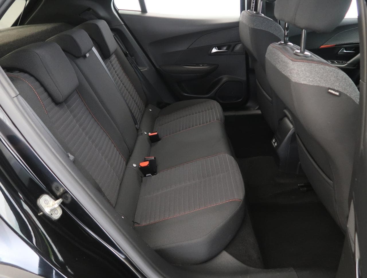 2022 Peugeot 2008 - 13