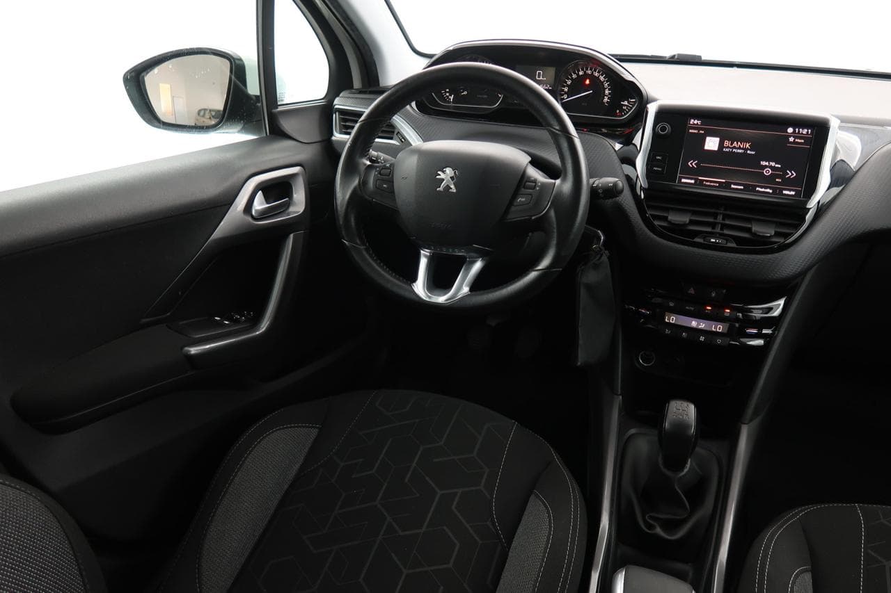 2017 Peugeot 2008 - 10
