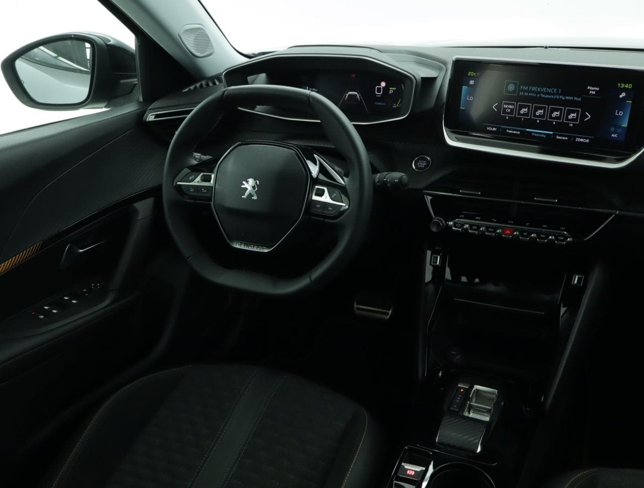 2022 Peugeot 2008 - 24