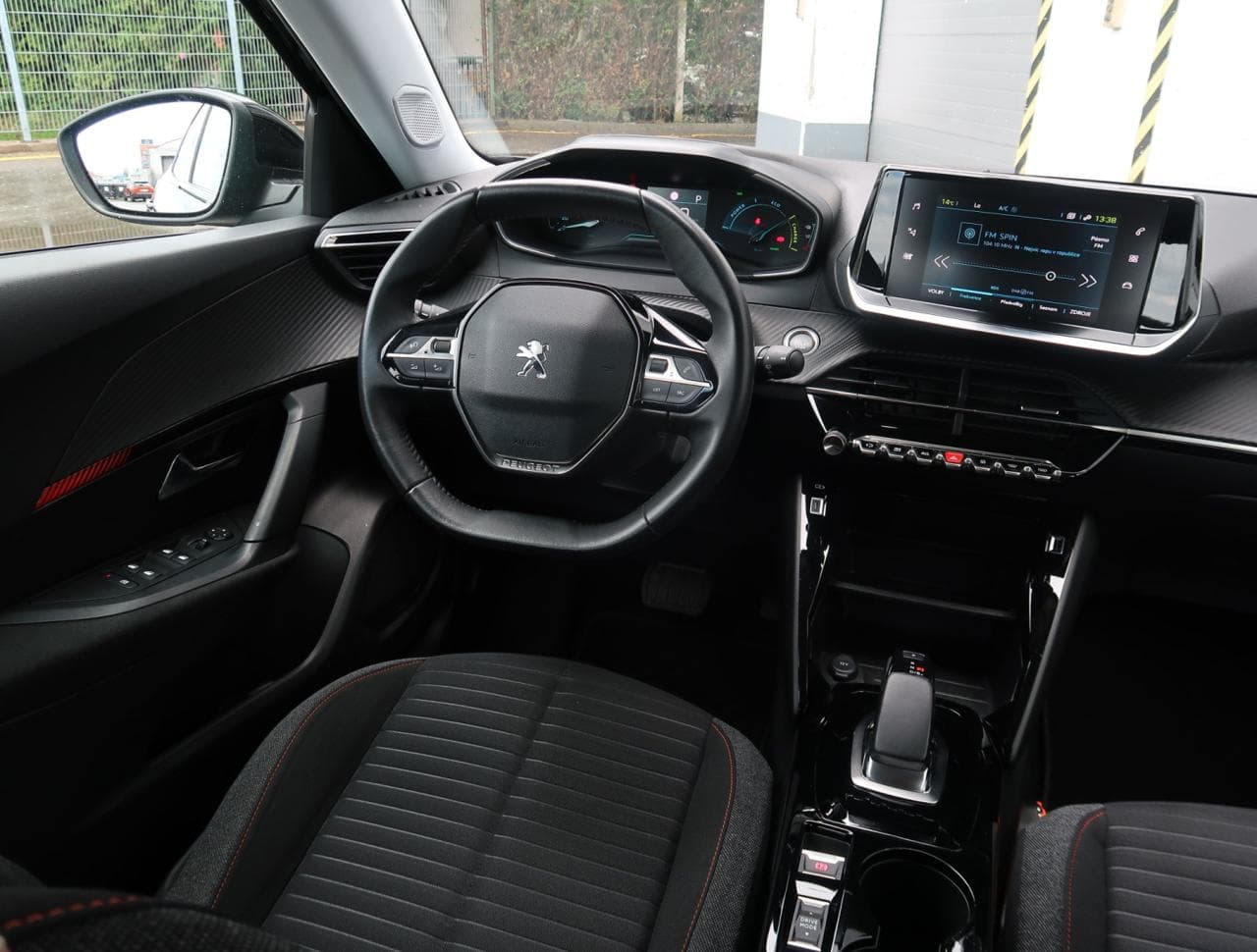 2021 Peugeot 2008 - 9