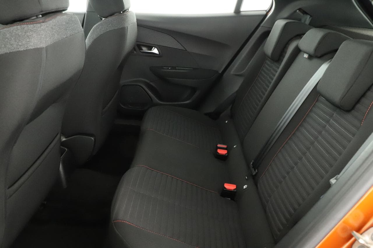 2021 Peugeot 2008 - 18