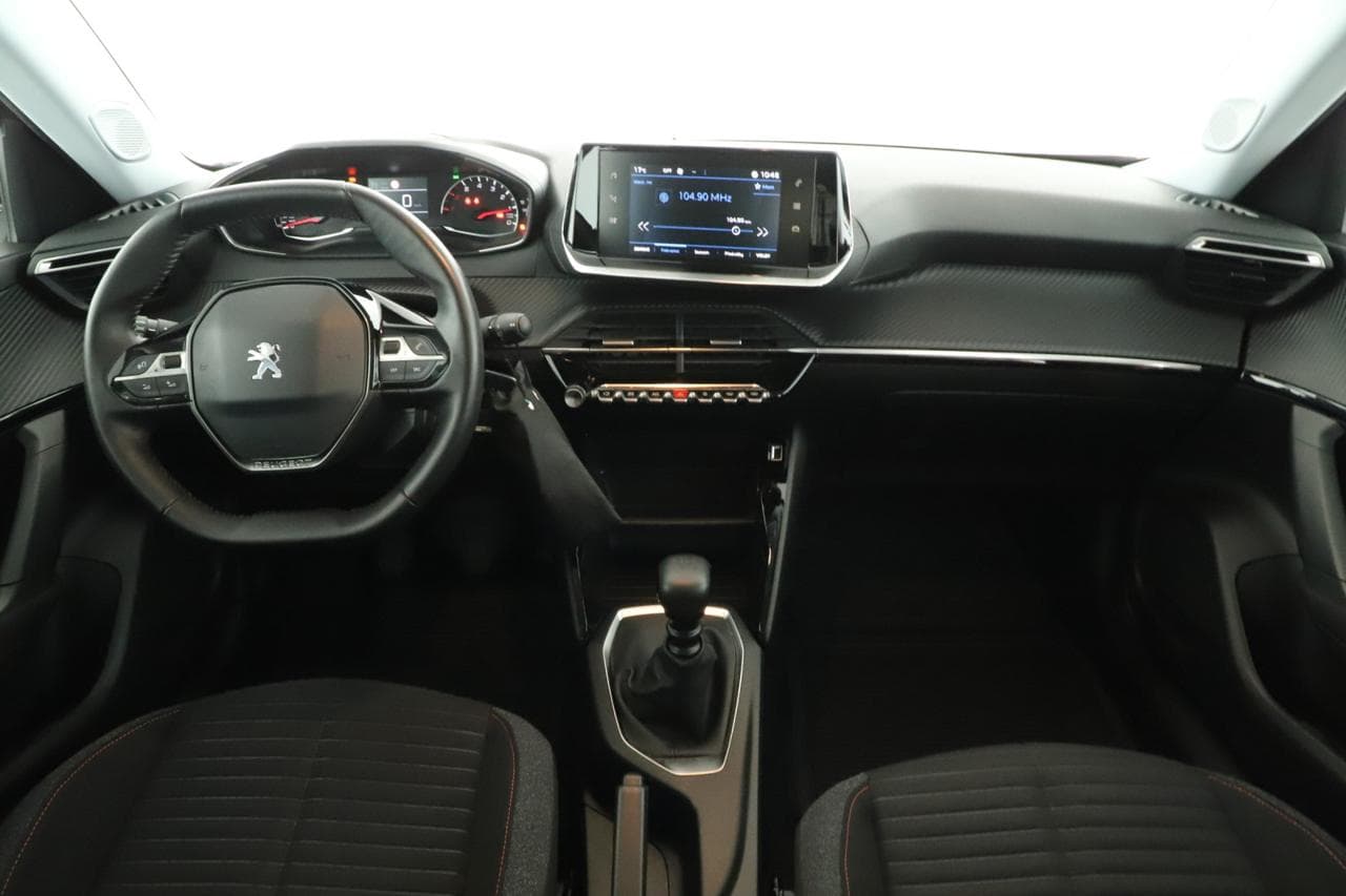 2021 Peugeot 2008 - 14