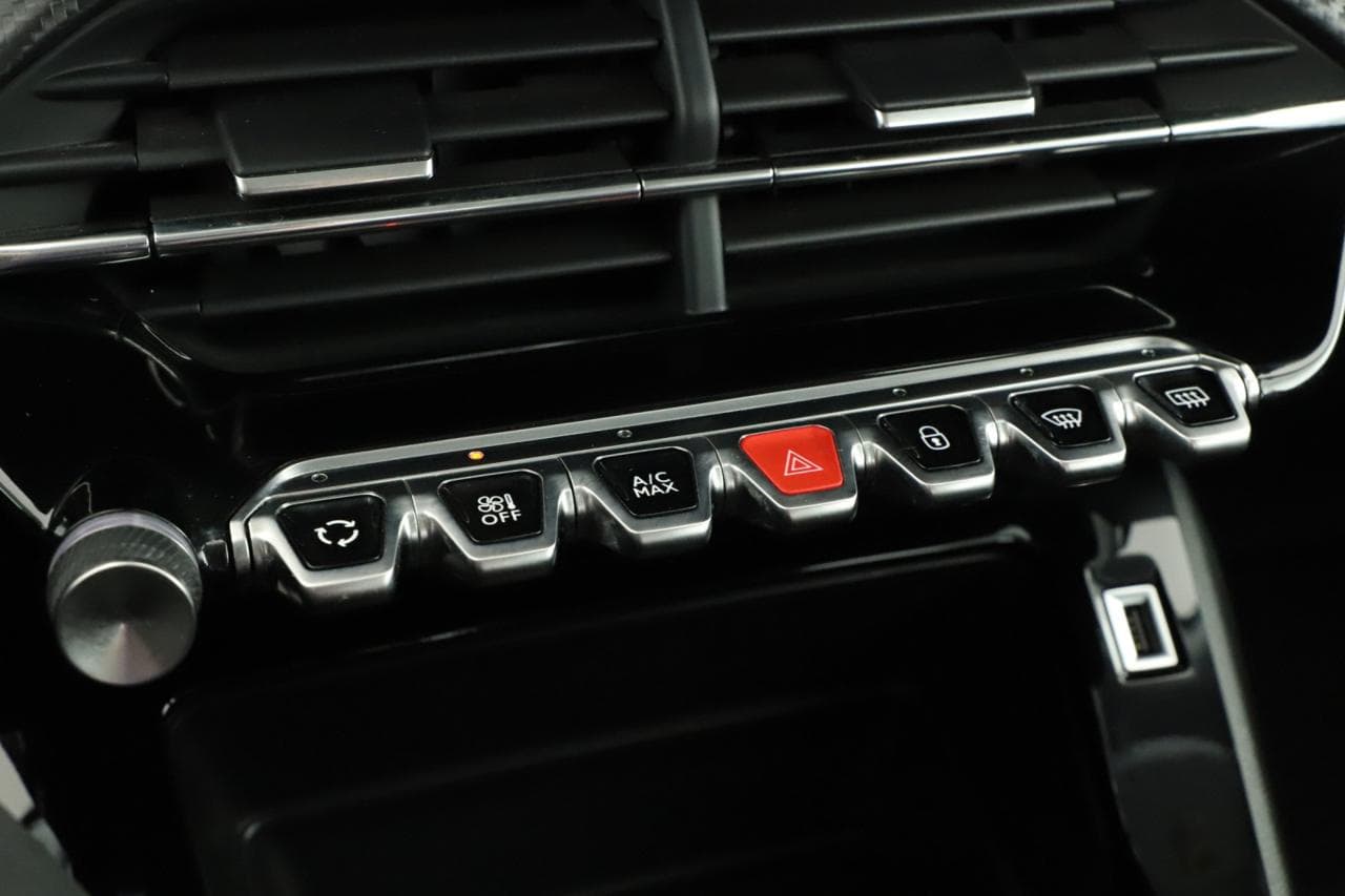 2021 Peugeot 2008 - 28