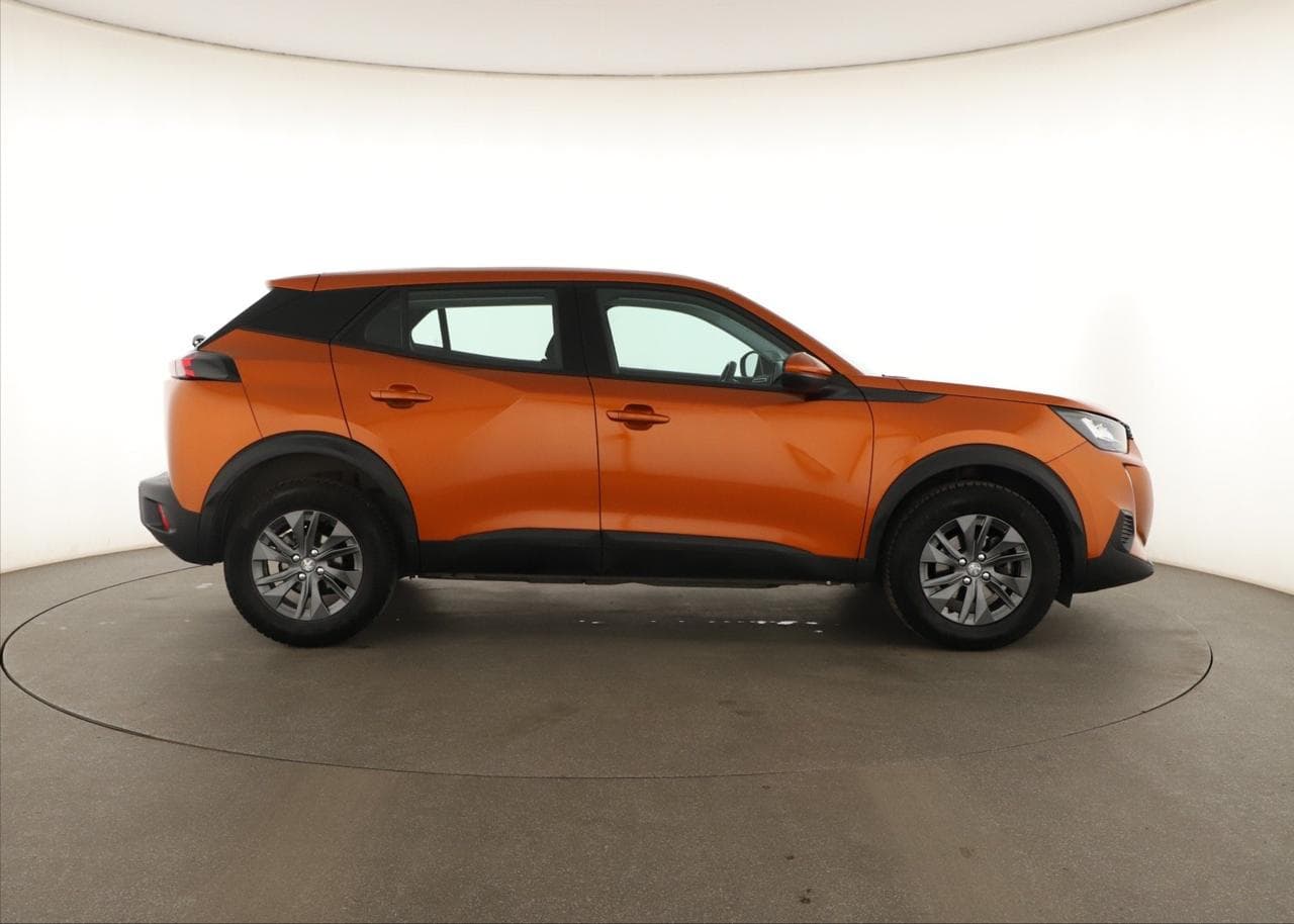 2021 Peugeot 2008 - 12