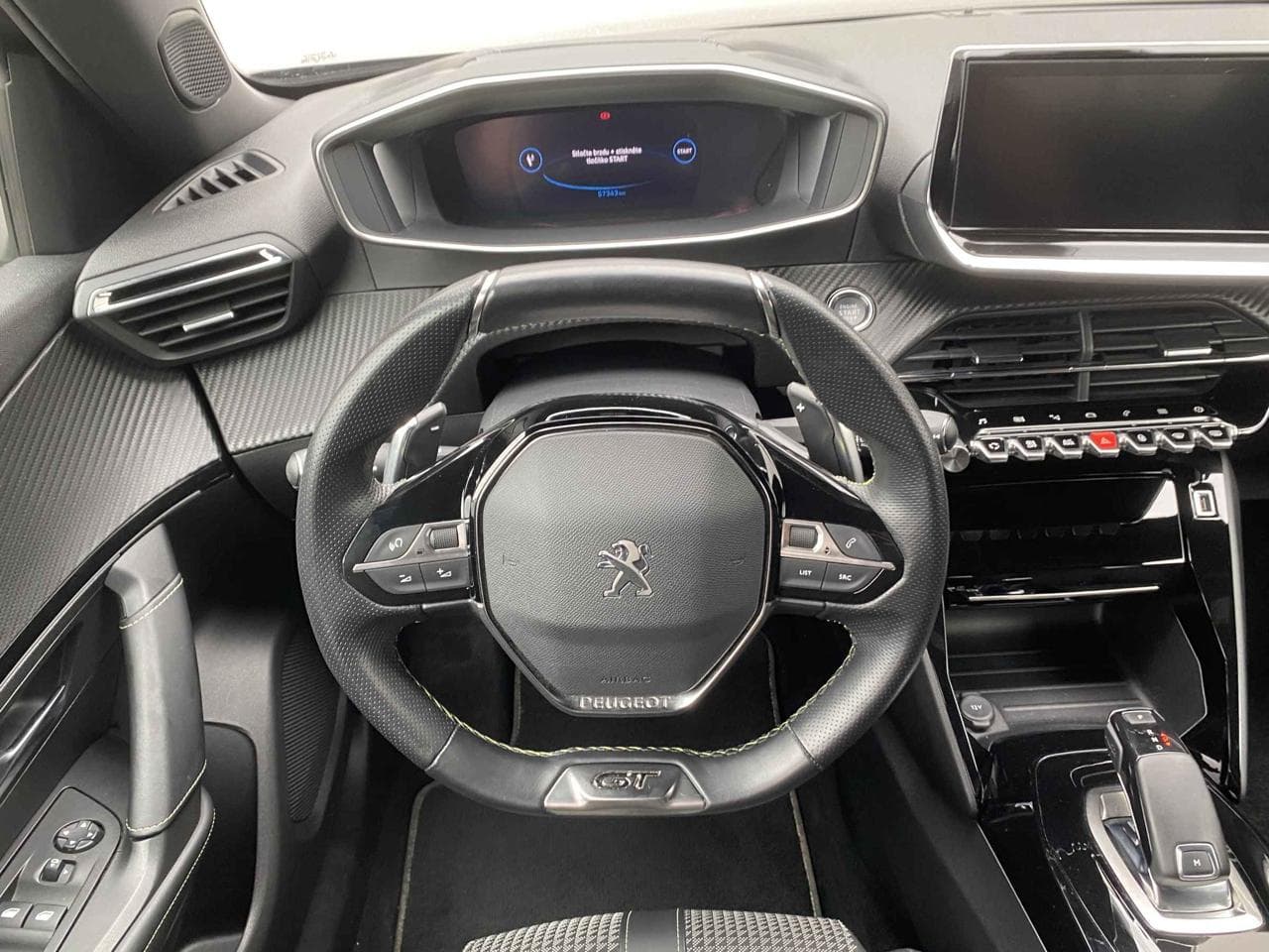 2021 Peugeot 2008 - 21