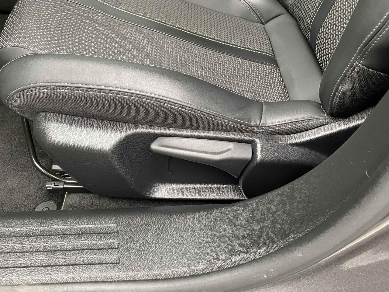 2021 Peugeot 2008 - 27
