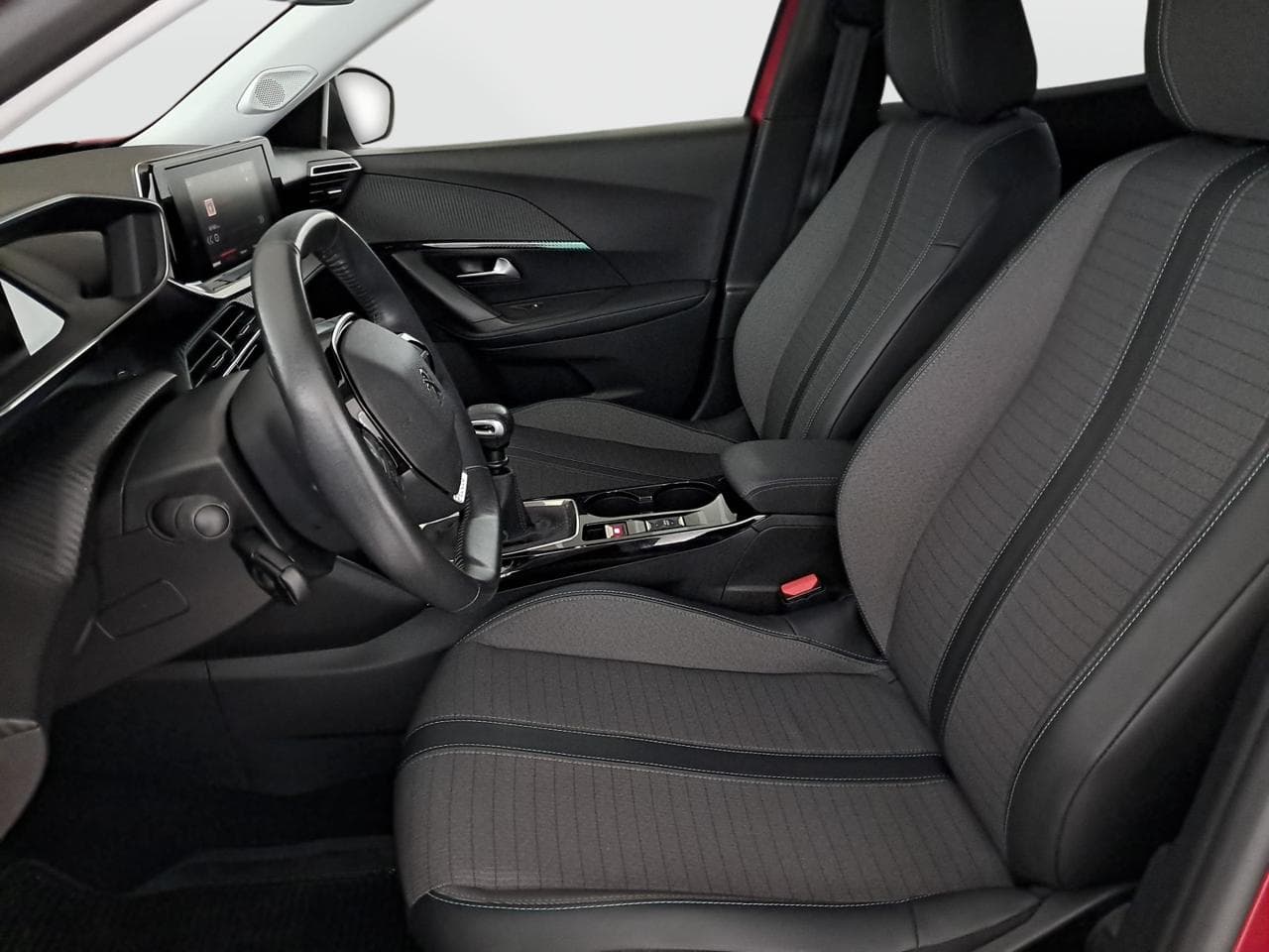 2021 Peugeot 2008 - 27