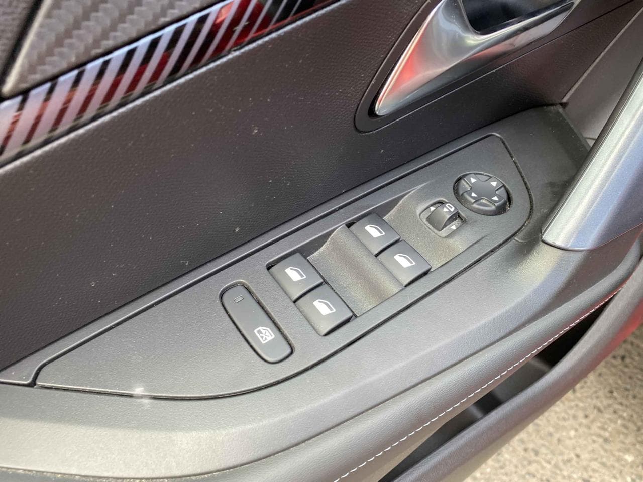 2020 Peugeot 2008 - 23