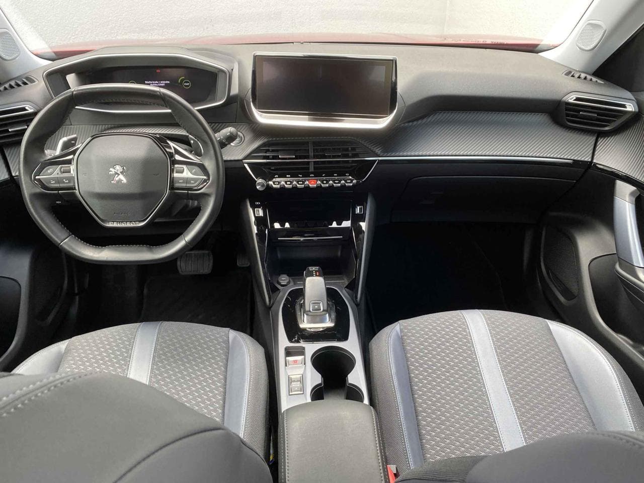 2020 Peugeot 2008 - 14