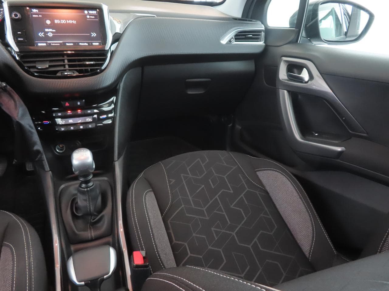2019 Peugeot 2008 - 20