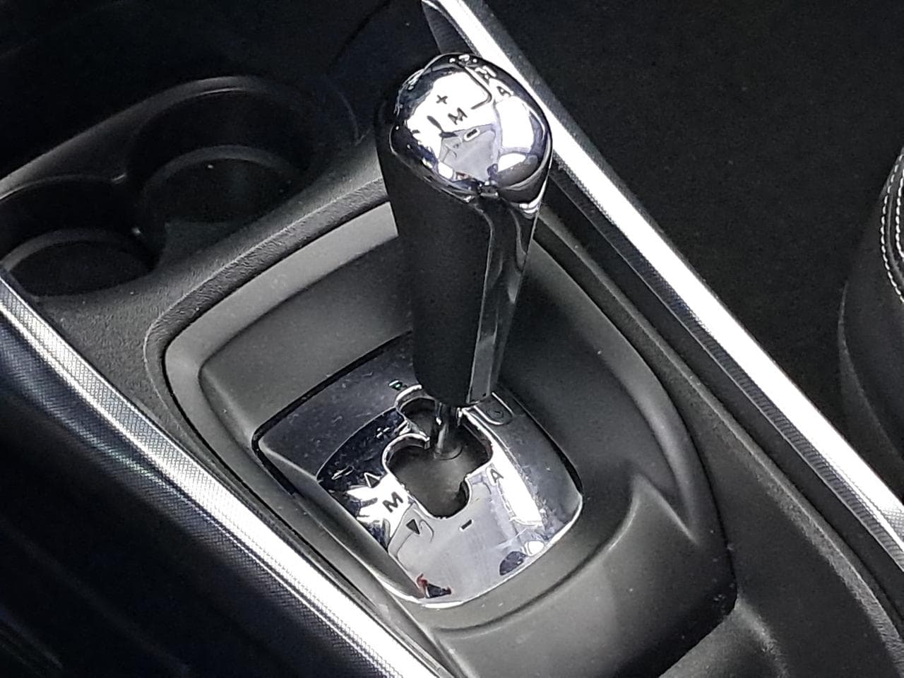 2014 Peugeot 2008 - 32