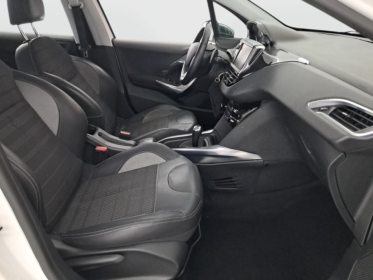 2014 Peugeot 2008 - 21