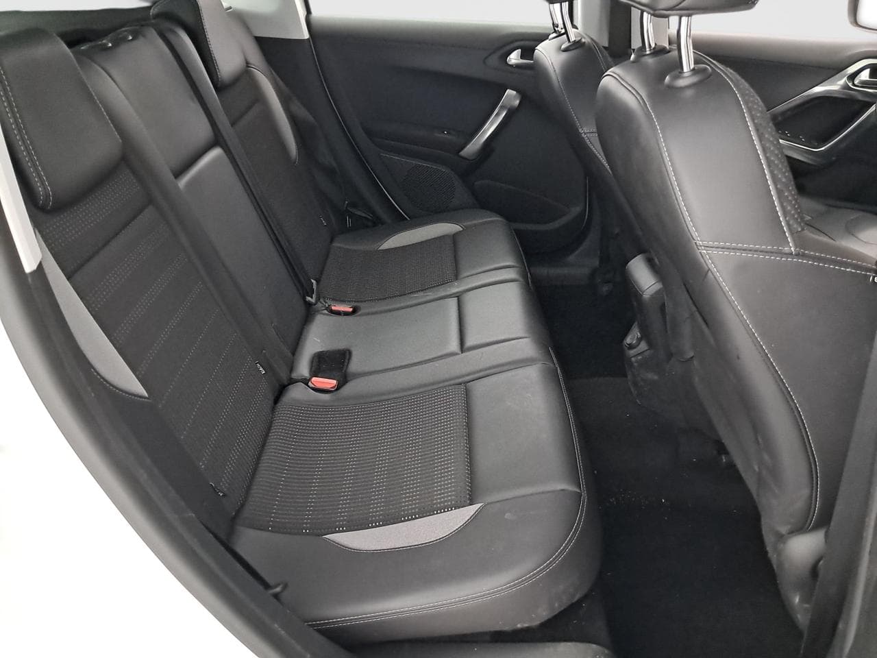 2014 Peugeot 2008 - 23