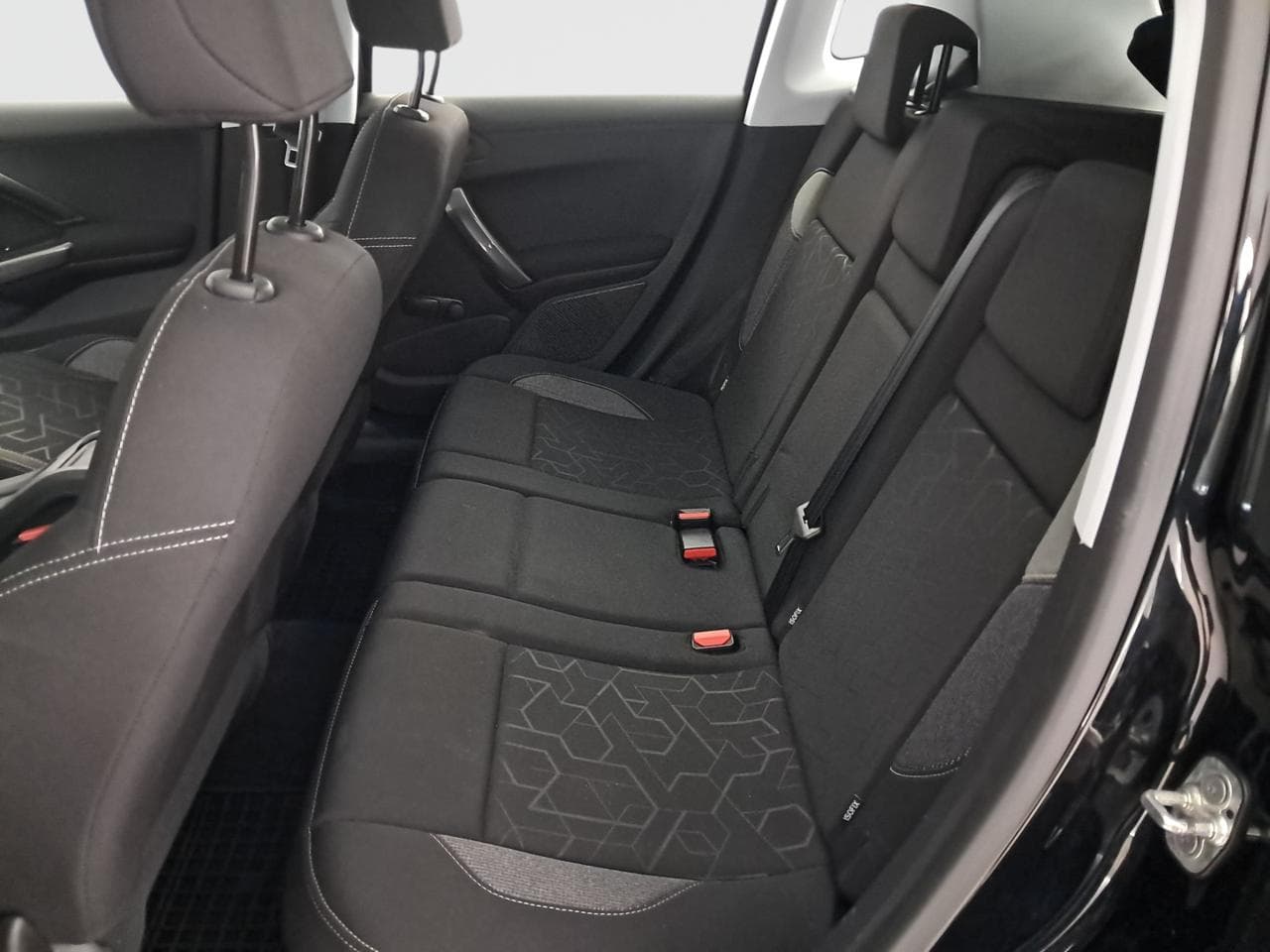 2019 Peugeot 2008 - 26