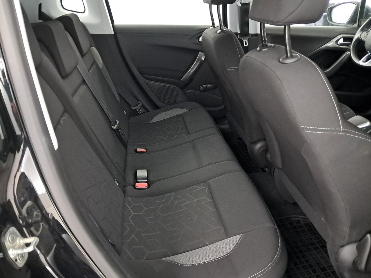 2019 Peugeot 2008 - 23