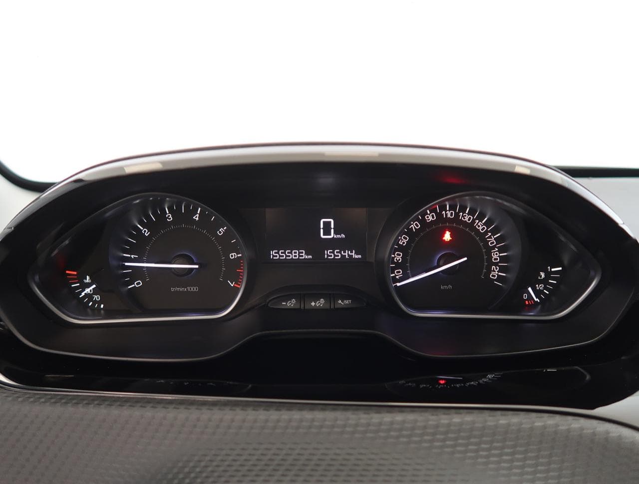 2016 Peugeot 2008 - 30