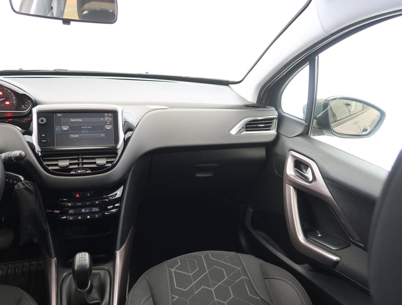 2016 Peugeot 2008 - 18