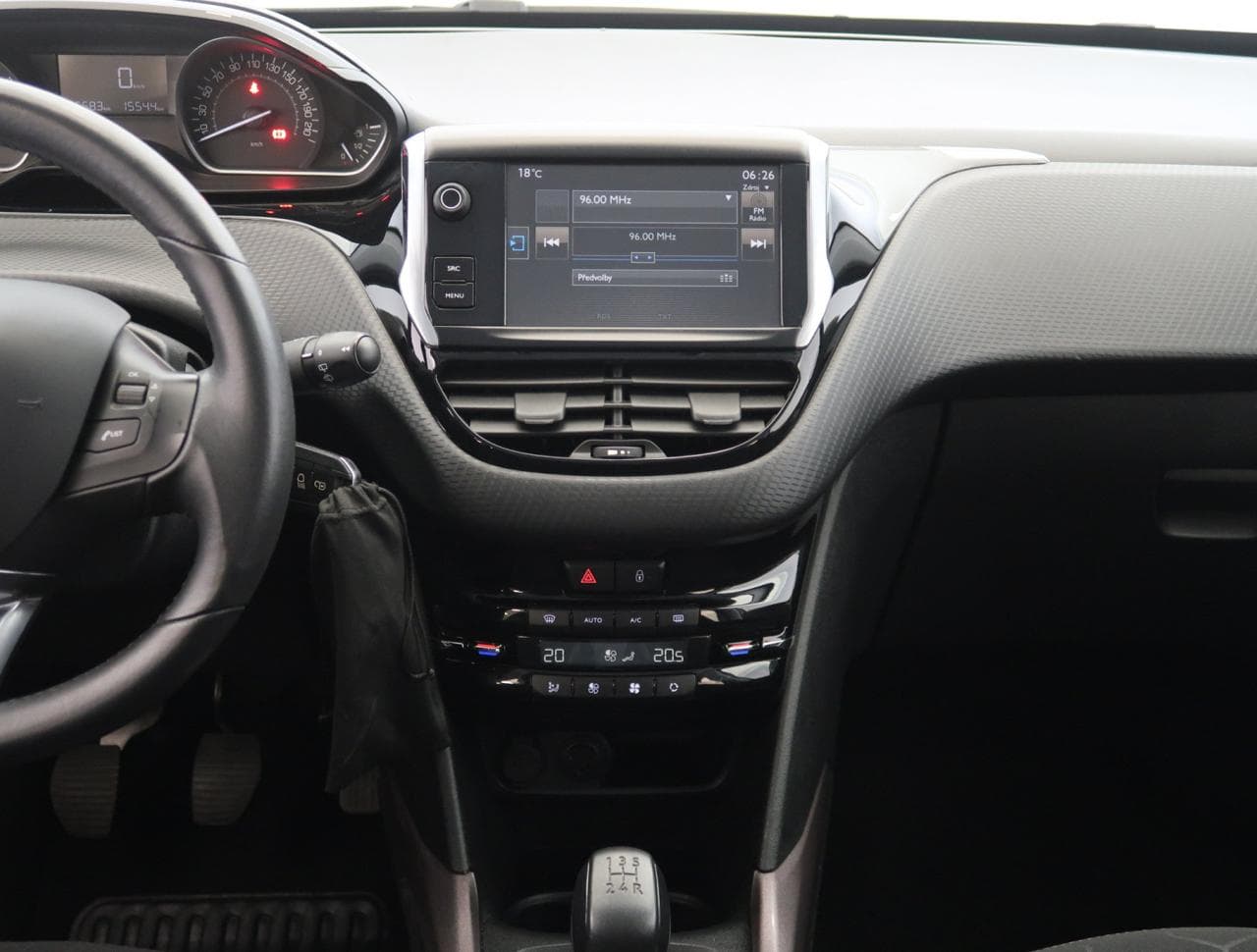 2016 Peugeot 2008 - 31