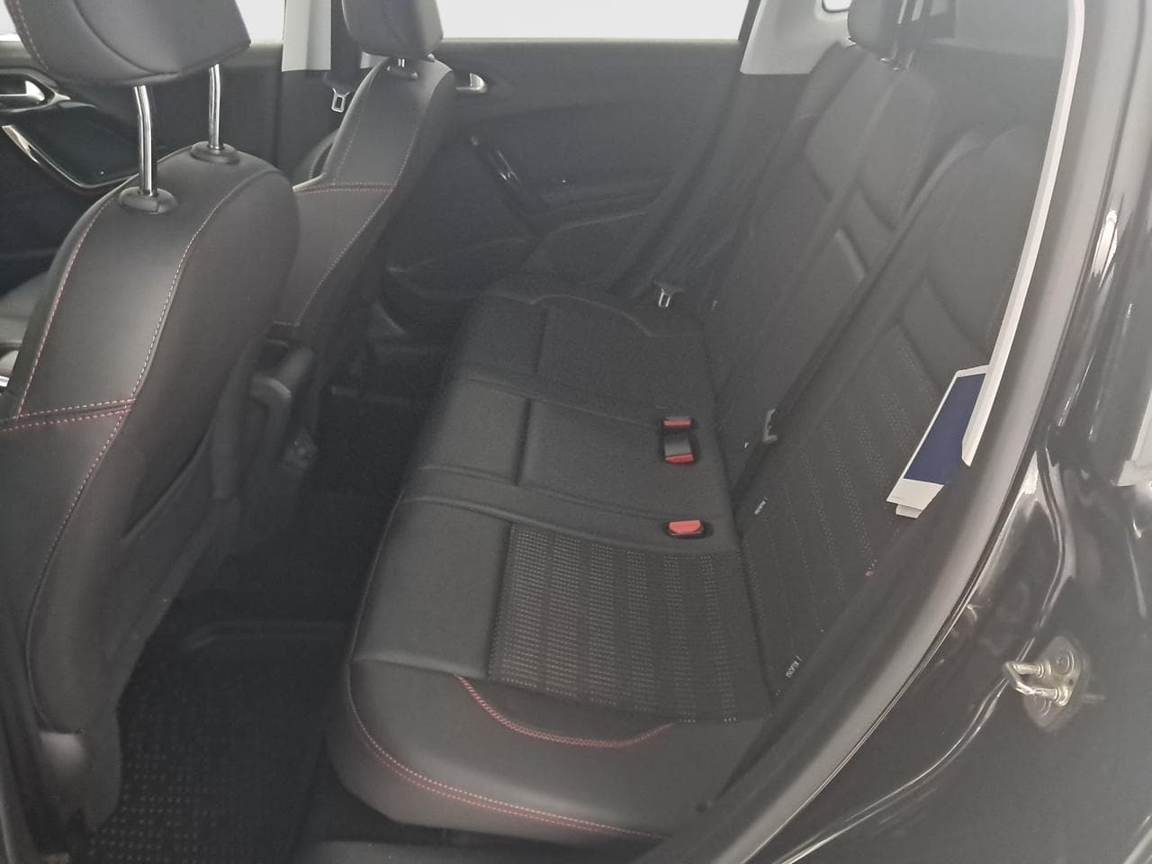 2019 Peugeot 2008 - 28