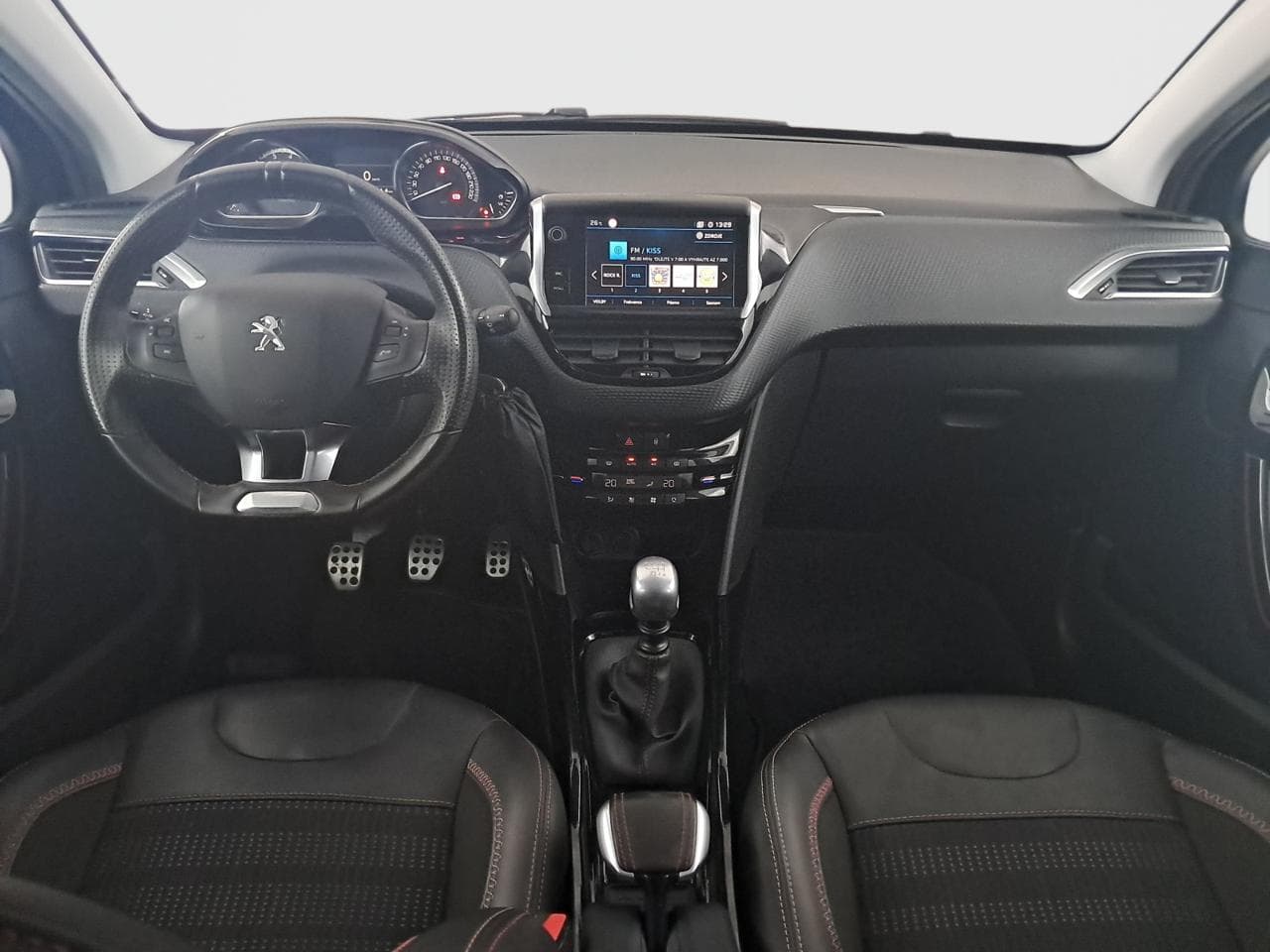 2019 Peugeot 2008 - 18