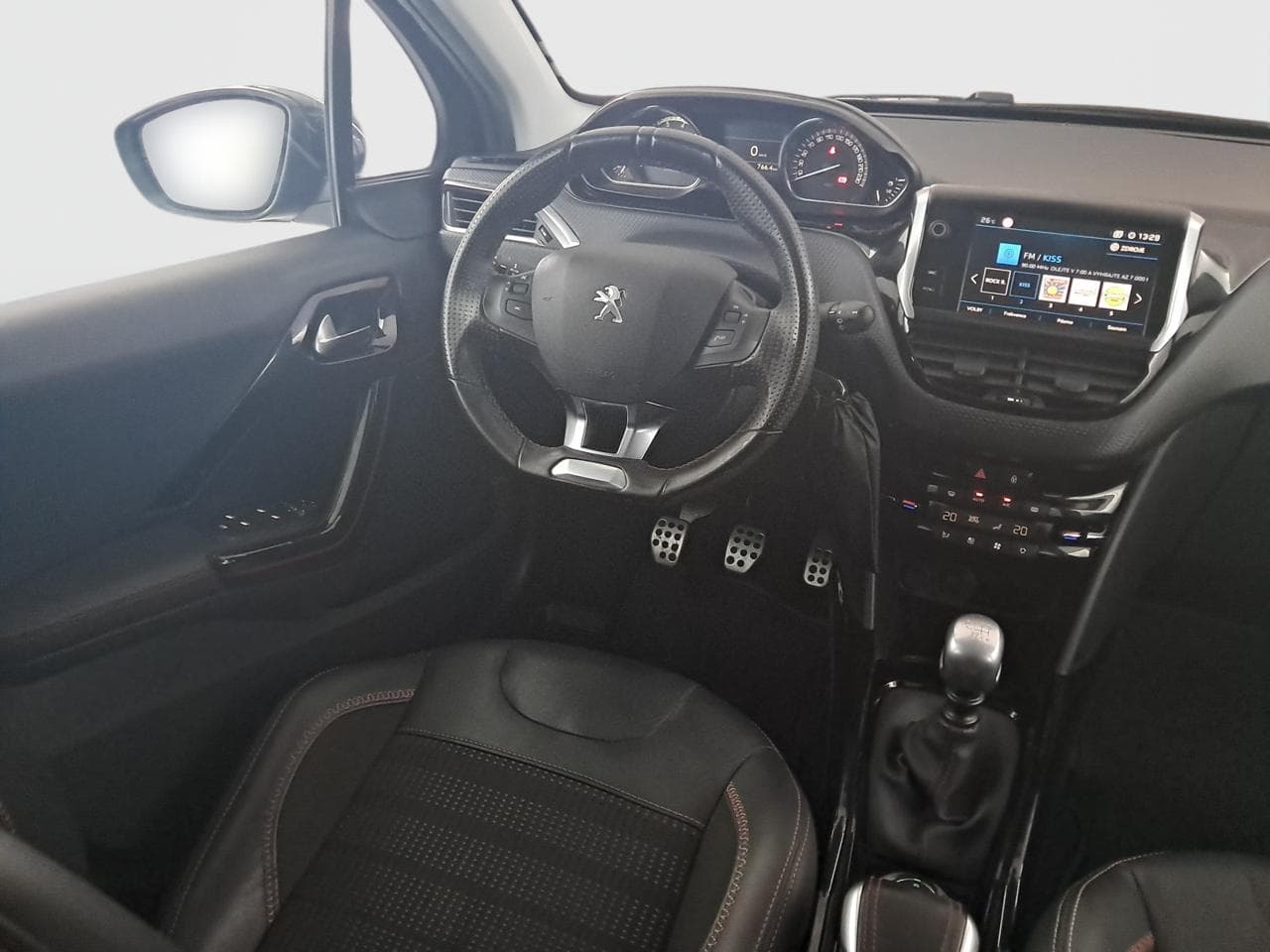 2019 Peugeot 2008 - 16