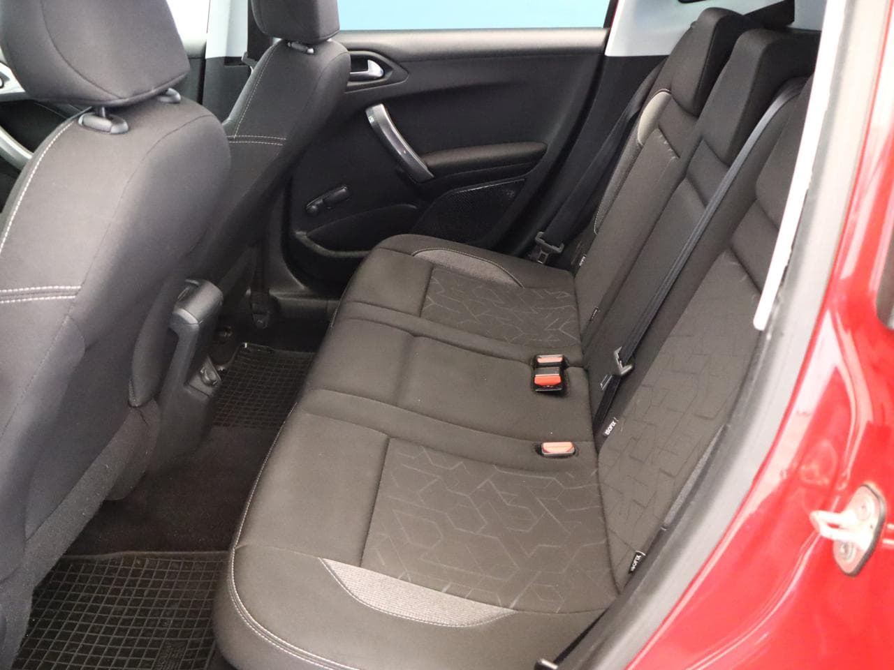 2018 Peugeot 2008 - 15